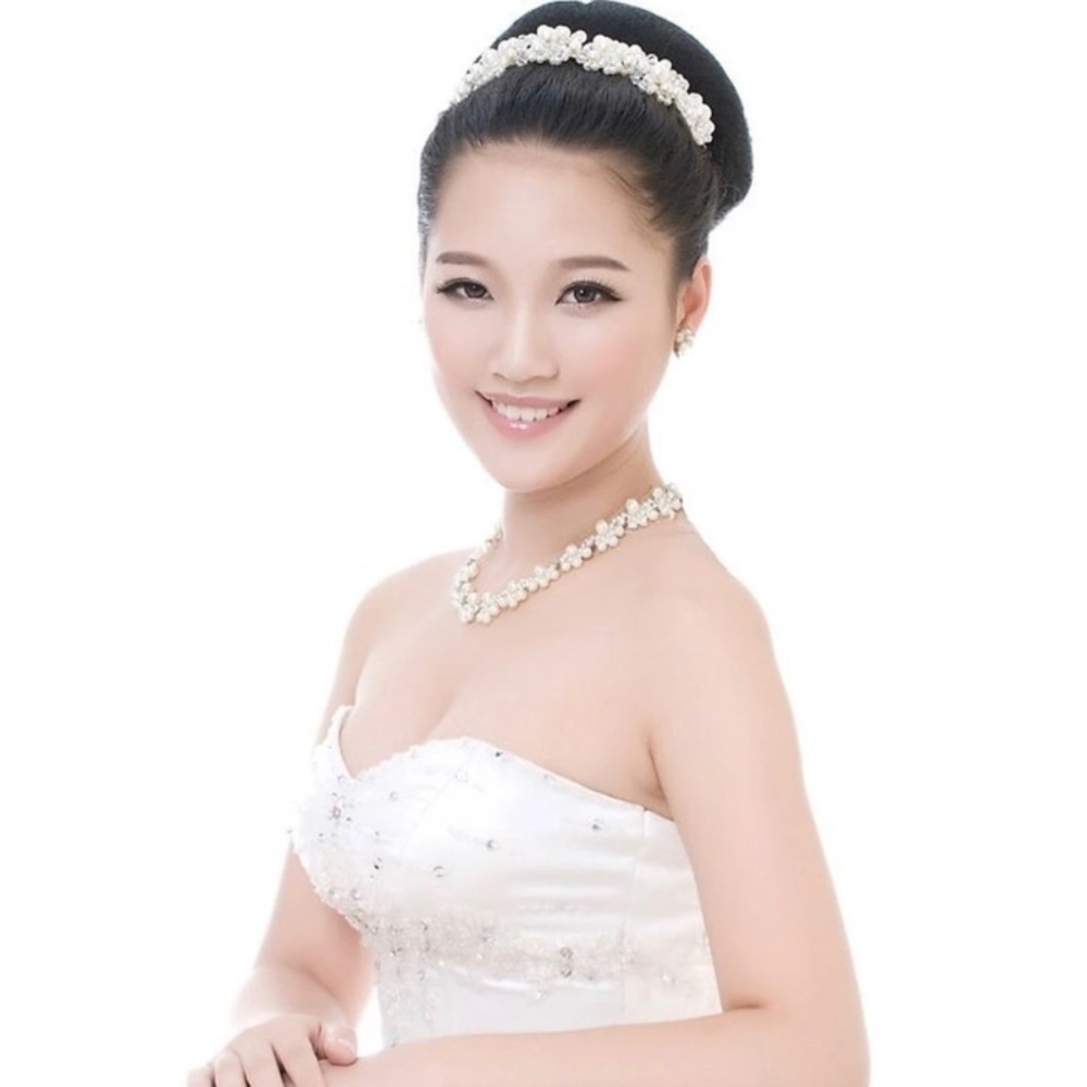 Wedding Hairpiece - Picture 5 of 5